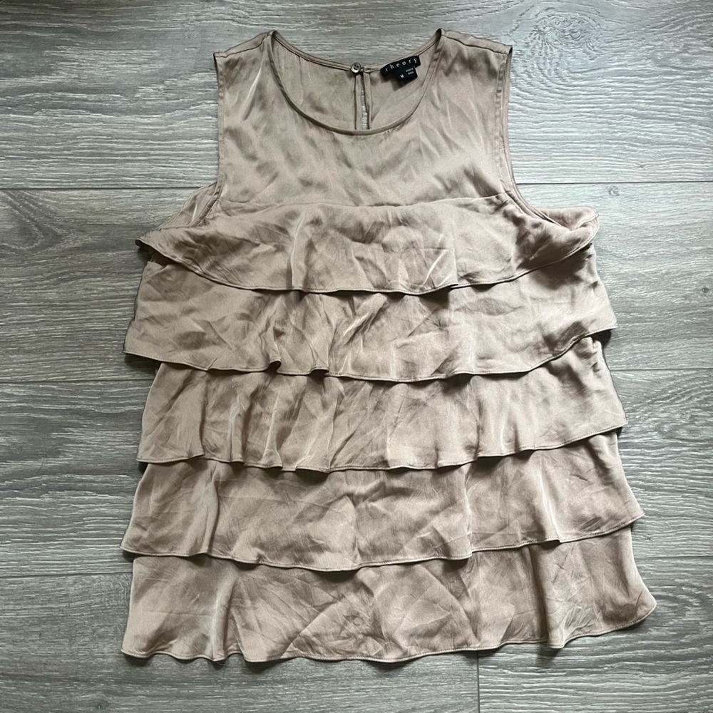 Theory Tan Silk Tiered Sleeveless Keyhole Button Party Date Night Blouse Size M